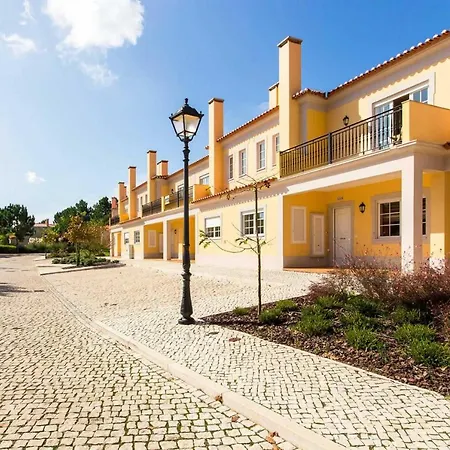 Amarelo Holiday home Praia del Rei